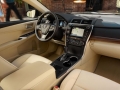 2017 Toyota Camry Hybrid Interior