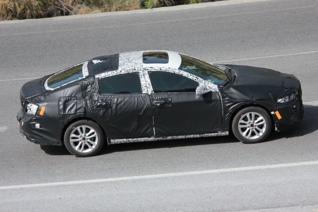 2017 Chevrolet Malibu Side View