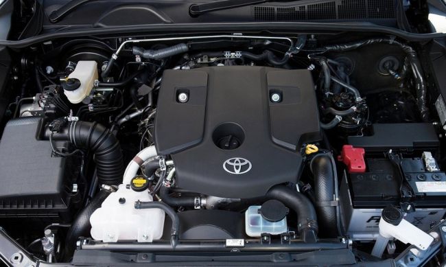 2017 Toyota Fortuner Engine