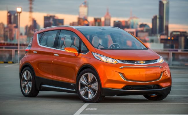 2018 Chevrolet Bolt EV Featured 1