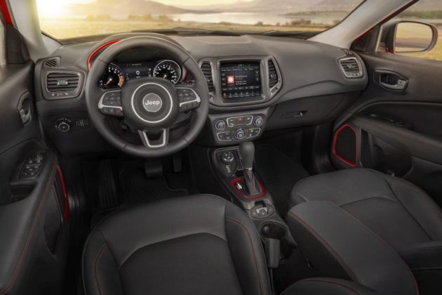 2018 Jeep Compass interior 630x420
