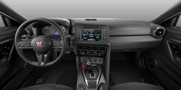 2019 Nisan GT R interior 630x315