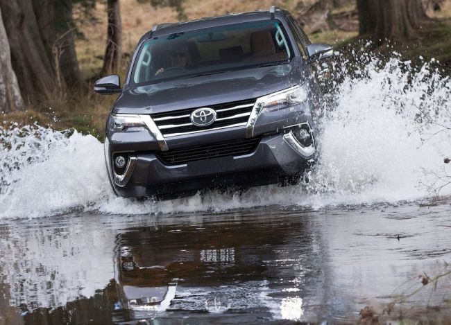 Fortuner In Water