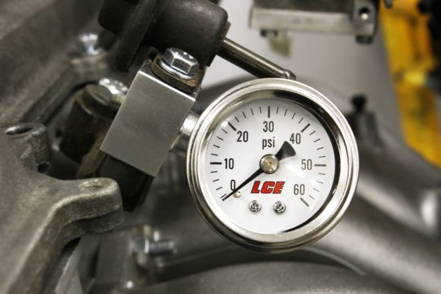 Fuel pressure gauge 630x420