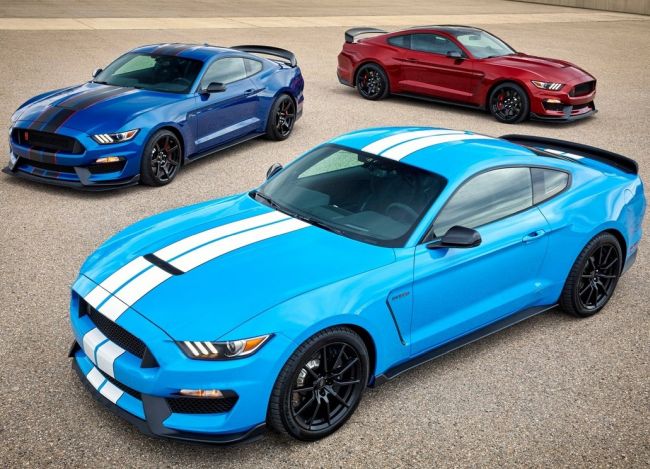 Mustang Shelby x3